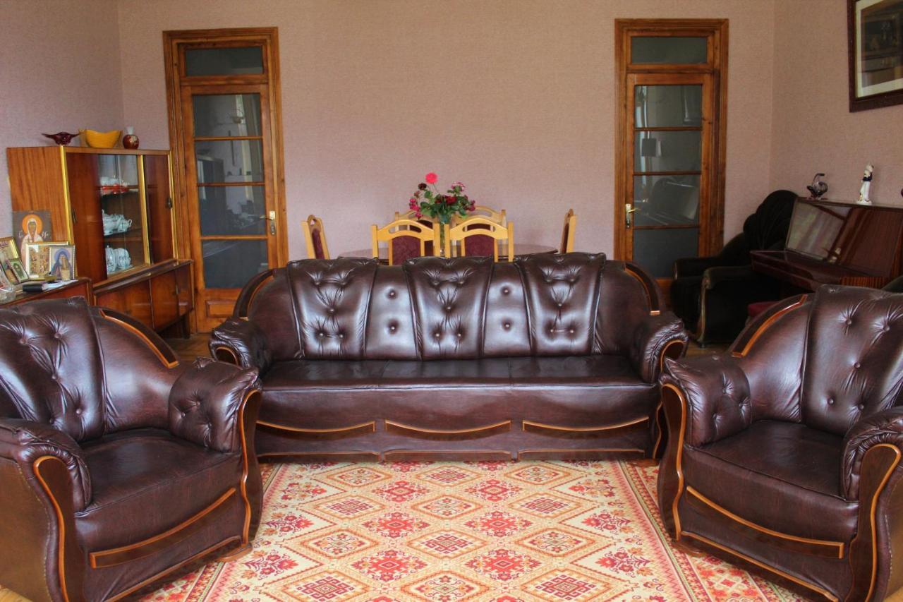 Guest House Racha Ambrolauri Kültér fotó